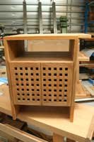 Fabrication de meuble vasque sur mesure en Teck avec portes � mi-bois